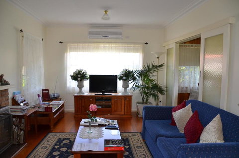 Admurraya House Bed & Breakfast - Broome Tourism 1