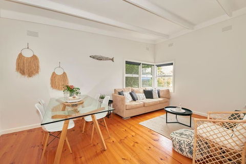 Adorable Beach Shack In The Heart Of Aireys Inlet - Broome Tourism 0