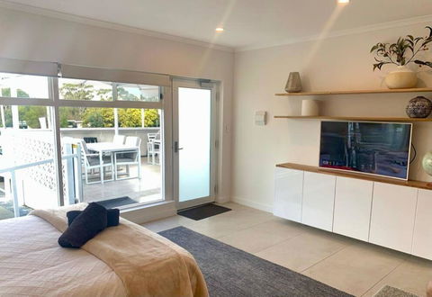 Adorable Studio Next To Cafe, Walk To Beach! - Broome Tourism 2