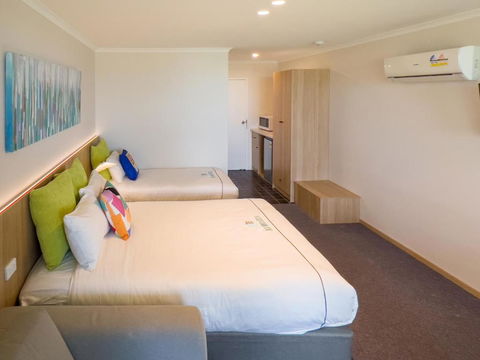 A1 Motels And Apartments Port Fairy - Broome Tourism 3