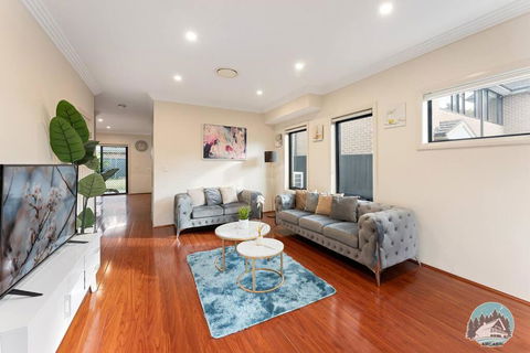 Aircabin - Carlingford - Sydney - 4 Beds House - Broome Tourism 0