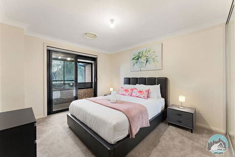 Aircabin - Carlingford - Sydney - 4 Beds House - Broome Tourism 4