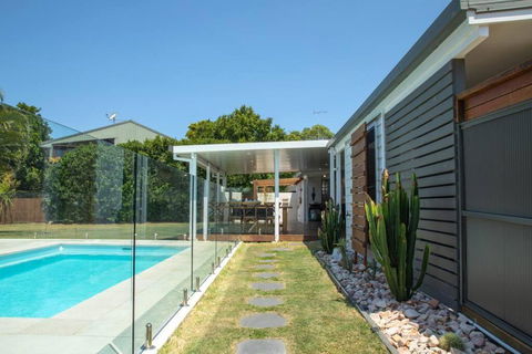 Al Fresco Residence In The Heart Of Point Lookout! - Broome Tourism 0