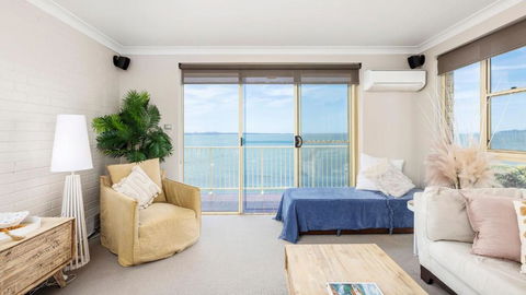 Alcheringa - Units 3 & 4 32 Sandy Point Rd - Broome Tourism 4