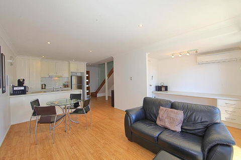 Alexandra Apartments - Broome Tourism 2