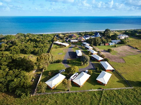 Allestree Holiday Units - Broome Tourism 0