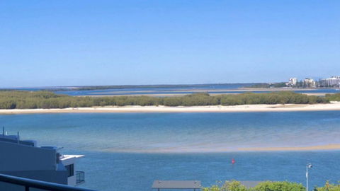 Amazing Views, Walk Everywhere! - Broome Tourism 3