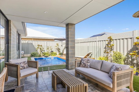 Amberton Beachs Little Paradise By Swan Bnb - Broome Tourism 1