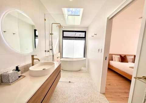Amila - Central Location With Designed Spaces - Broome Tourism 1