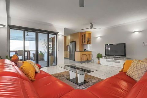An Abode On Abbott - In The Heart Of The City - Broome Tourism 0