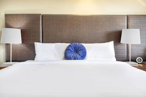 An Exceptional Seaside Esplanade Locale With Pool - Broome Tourism 2