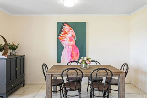 Albion Convenient Hideaway With Parking & Balcony - Broome Tourism 3