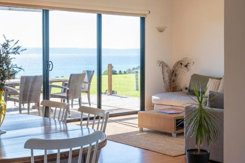 Antechamber Bay Retreats - Broome Tourism 4