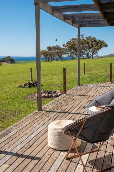 Antechamber Bay Retreats - Broome Tourism 2