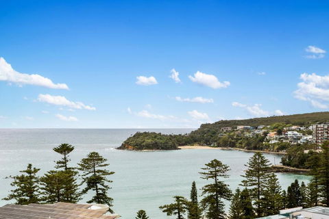 Apartment With Pool Access A Minute To The Beach - Broome Tourism 0