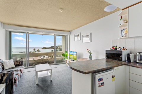 Apartment With Pool Access A Minute To The Beach - Broome Tourism 1