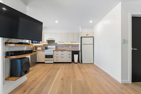 Apollo Unit 4 - Ground Floor - Block A - Broome Tourism 3