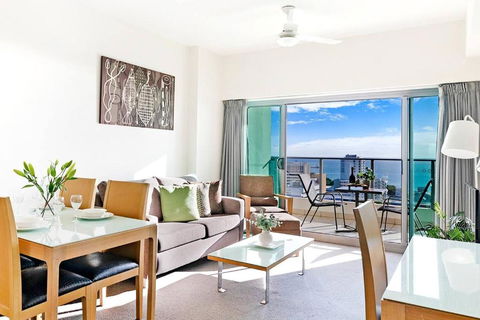 Arafura Suites - Dual-Studio Resort-style Getaway - Broome Tourism 0