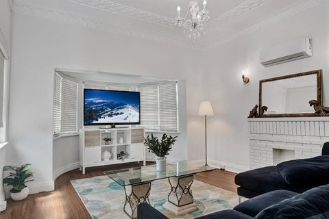 Ashgrove Home - Broome Tourism 1