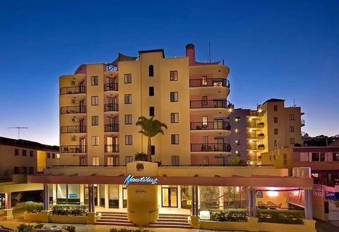 Asiatic Suite At Nautilus Mooloolaba - Broome Tourism 3