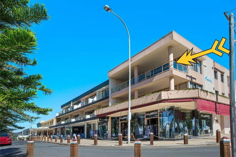 Astor Apartment 2 - Bring Your Own Linen - Broome Tourism 0