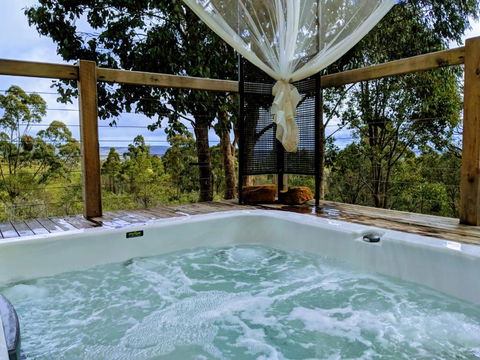 Avalon Private Spa Villa With Beautiful Tree Views - Broome Tourism 2