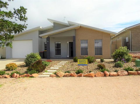 Avella House - Broome Tourism 0