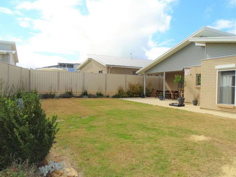 Avella House - Broome Tourism 2