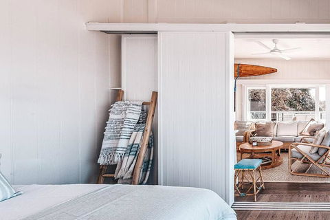 BAY PROPERTIES . Beach House Yamba - Broome Tourism 3