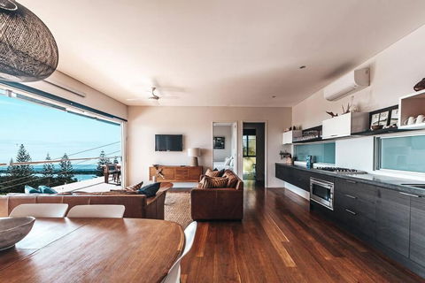 BAY PROPERTIES . The Big Chill - Broome Tourism 0