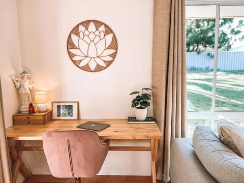 BEACH 400m, Big Yard, Playroom, Perfect For Families, Couples, Digital Nomads - Broome Tourism 4