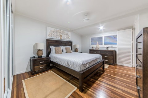 Hayman Views - Broome Tourism 21