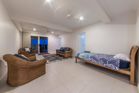 Hayman Views - Broome Tourism 9