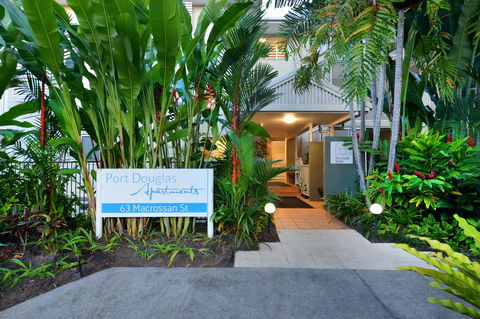 Port Douglas Apartments - Adults Only Oasis - Broome Tourism 14