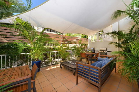 Port Douglas Apartments - Adults Only Oasis - Broome Tourism 4