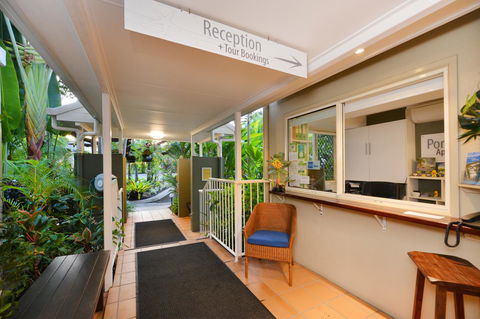 Port Douglas Apartments - Adults Only Oasis - Broome Tourism 16