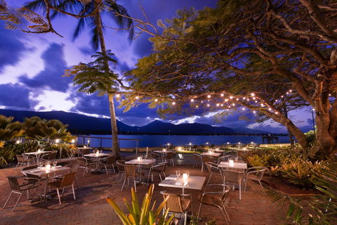 Hilton Cairns - Broome Tourism 24