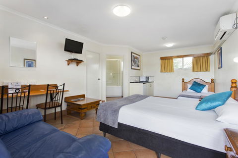 Glenmore Tavern - Broome Tourism 33