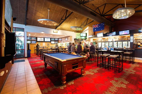 Glenmore Tavern - Broome Tourism 6