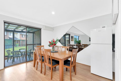 Fountain View Estate - We Accommodate - Broome Tourism 9