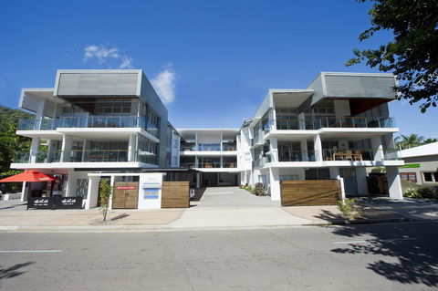 Maggies Beachfront Apartment 13 - Broome Tourism 0
