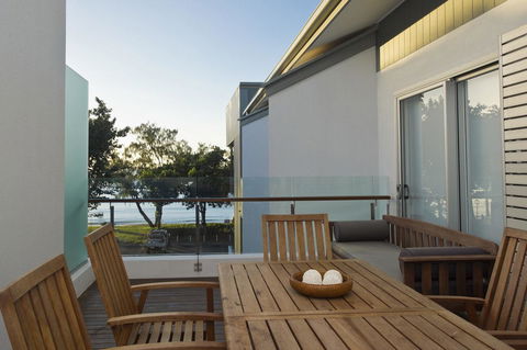 Maggies Beachfront Apartment 13 - Broome Tourism 17