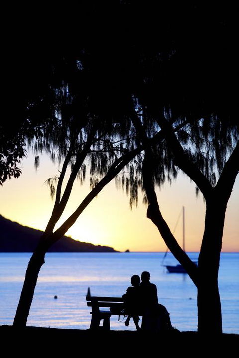 Maggies Beachfront Apartment 13 - Broome Tourism 4