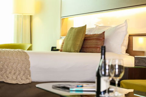 The Point Brisbane Hotel - Broome Tourism 12