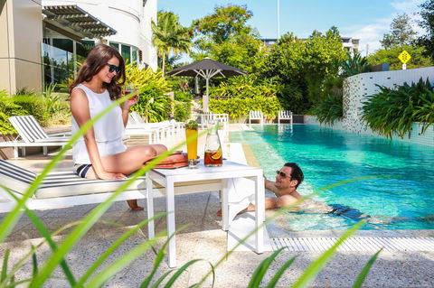 The Point Brisbane Hotel - Broome Tourism 38