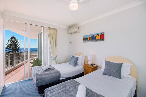 Meridian Tower Kirra Beach - Broome Tourism 3
