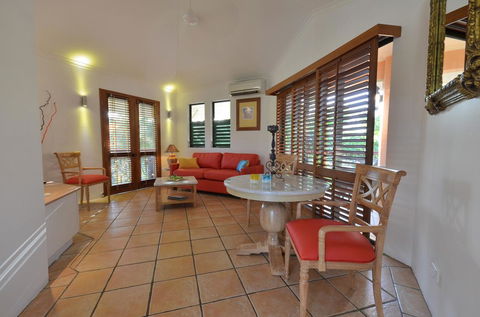 Martinique On Macrossan - Broome Tourism 4