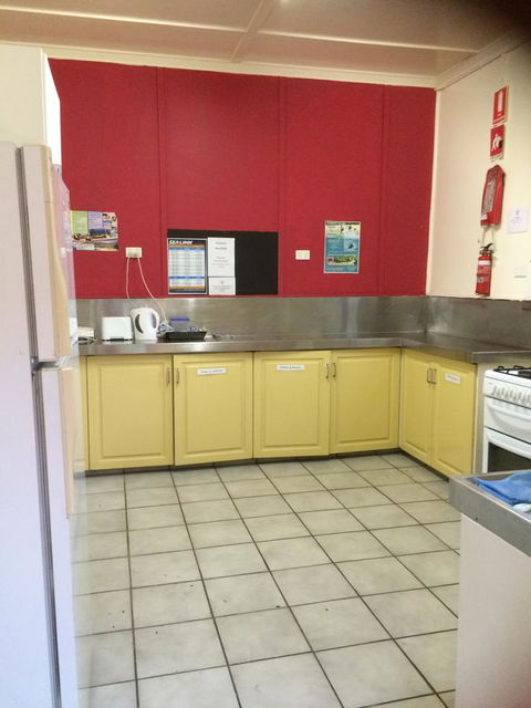 Arcadia Beach Guest House And Car Hire - Broome Tourism 5