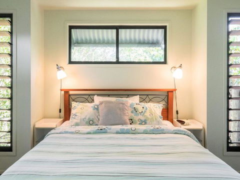 Billa Blue By Discover Stradbroke - Broome Tourism 10