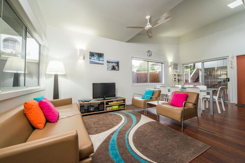 Allure Stradbroke Resort - Broome Tourism 26